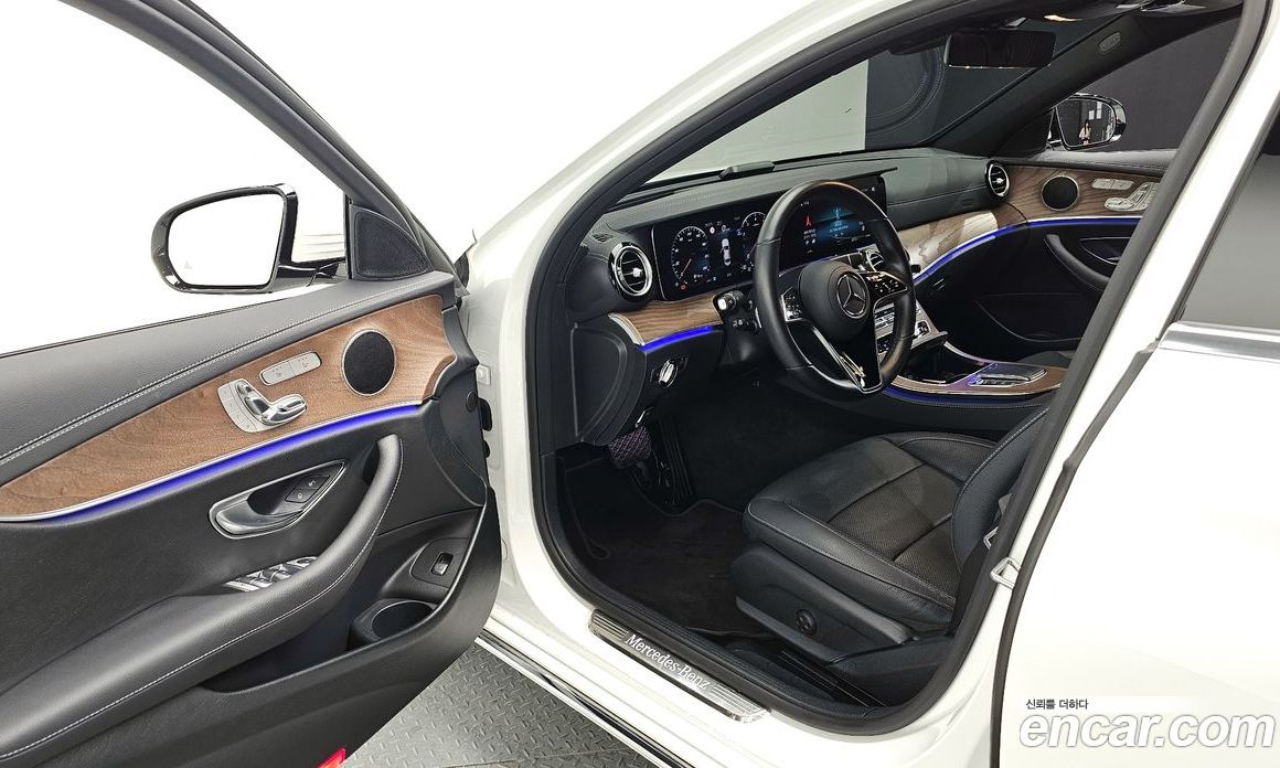 Mercedes Benz E-Class E250 Exclusive