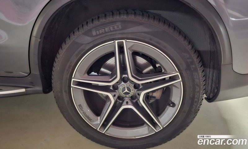 Mercedes Benz GLC-Class GLC220 D 4MATIC Coupe