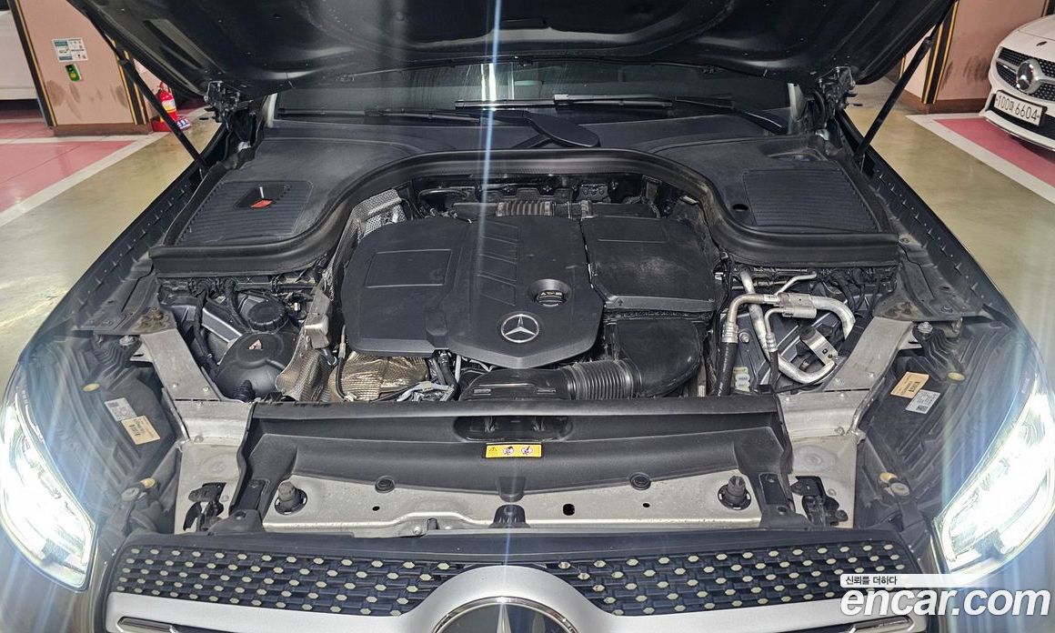 Mercedes Benz GLC-Class GLC220 D 4MATIC Coupe