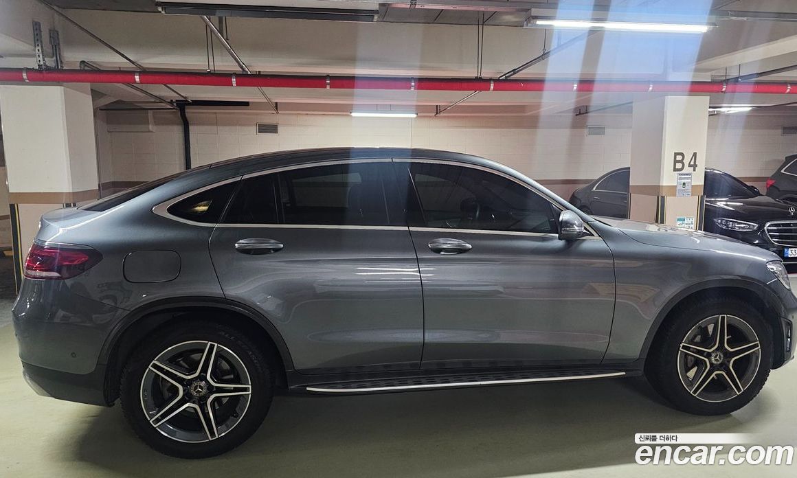 Mercedes Benz GLC-Class GLC220 D 4MATIC Coupe