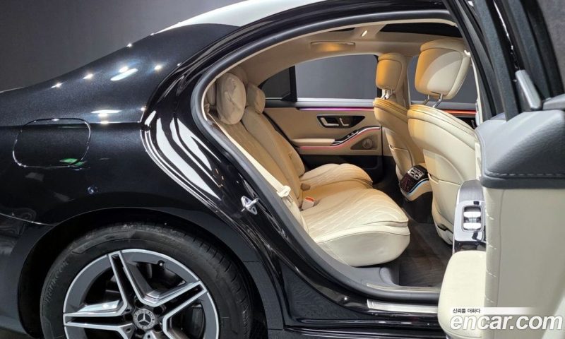 Mercedes Benz S-Class S400 D 4MATIC