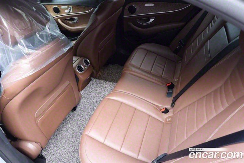 Mercedes Benz E-Class E250 Exclusive