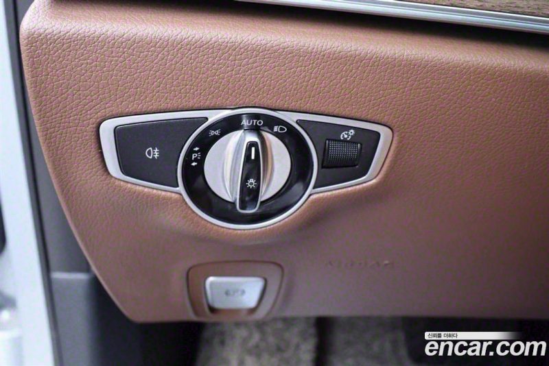 Mercedes Benz E-Class E250 Exclusive