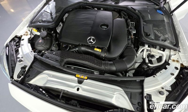 Mercedes Benz C-Class C200 Avantgarde