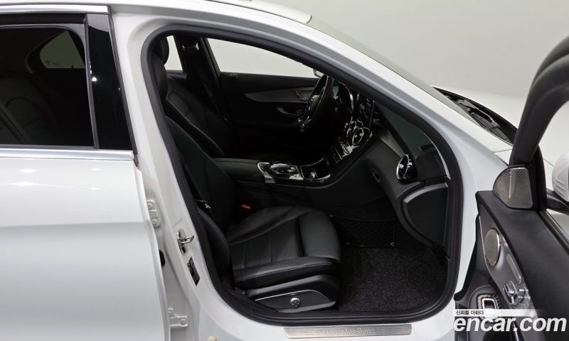 Mercedes Benz C-Class C200 Avantgarde