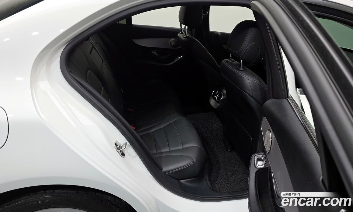 Mercedes Benz C-Class C200 Avantgarde