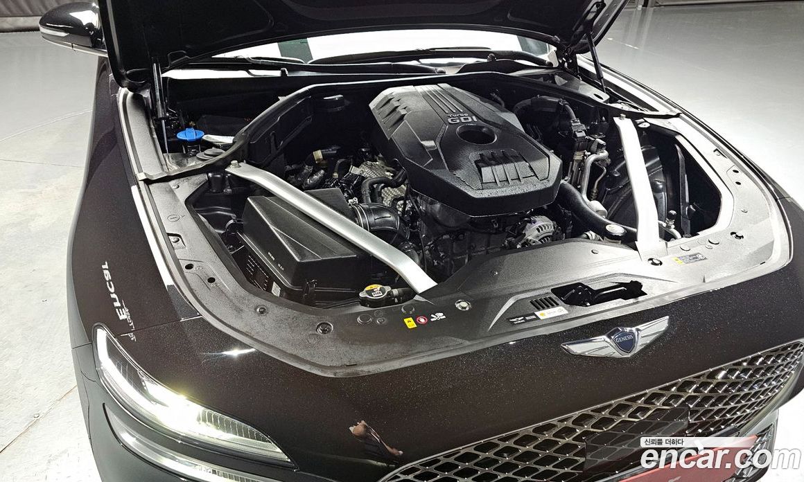 Genesis G70 Gasoline 2.0T 4WD