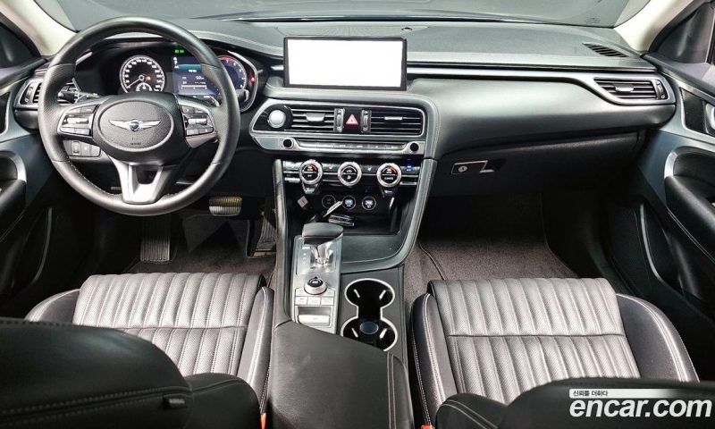 Genesis G70 Gasoline 2.0T 4WD