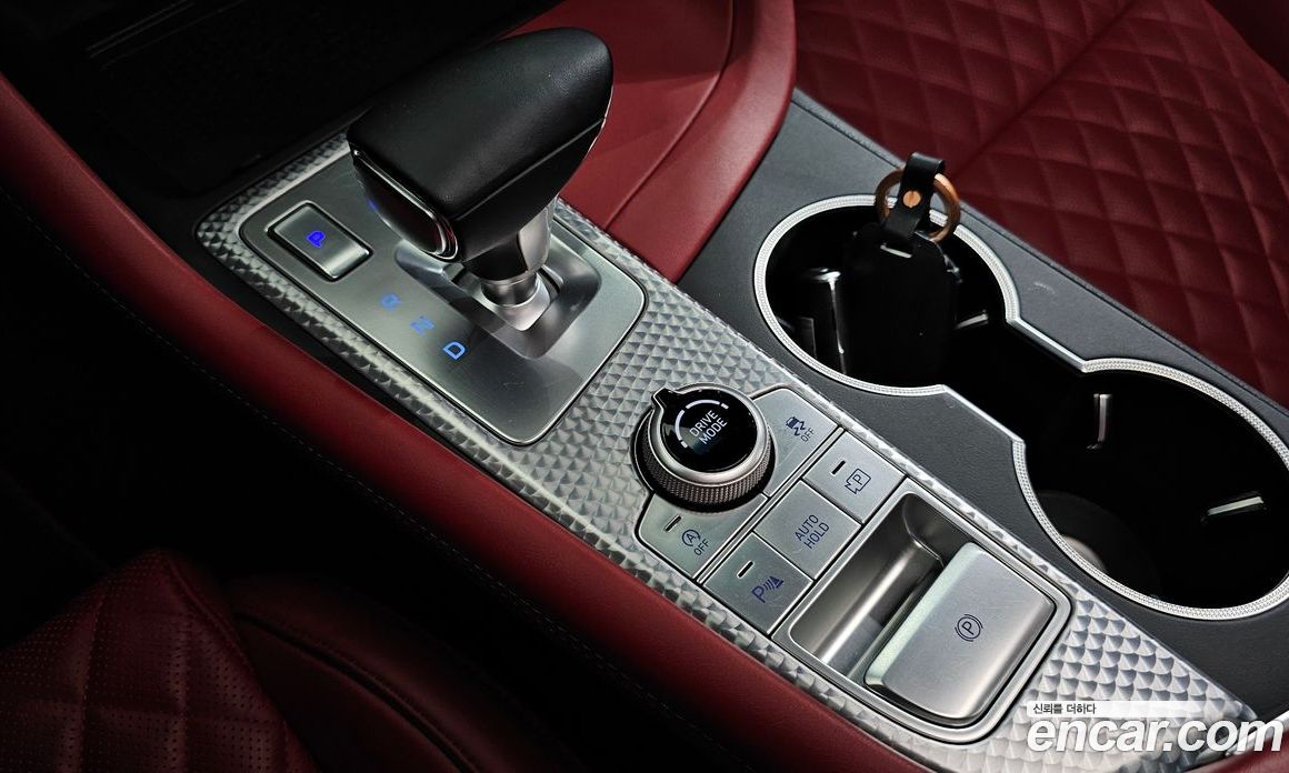 Genesis G70 Gasoline 2.0T 2WD