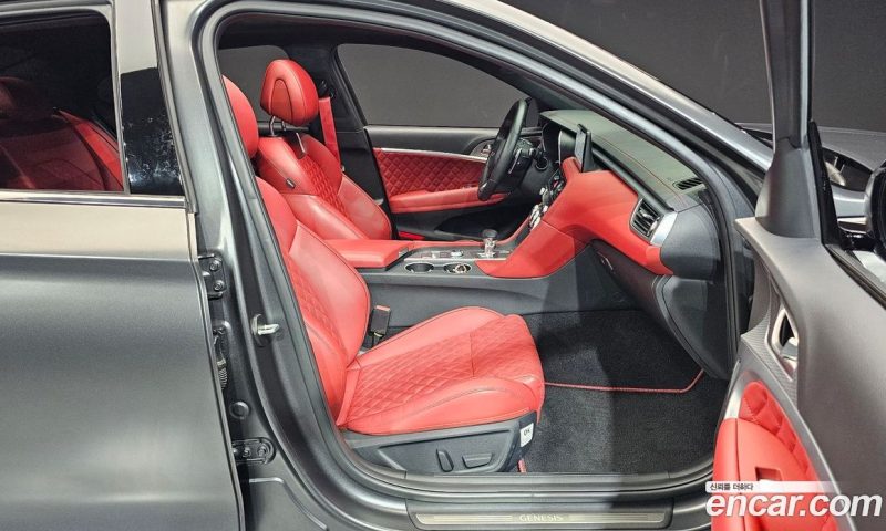 Genesis G70 Gasoline 2.0T 2WD