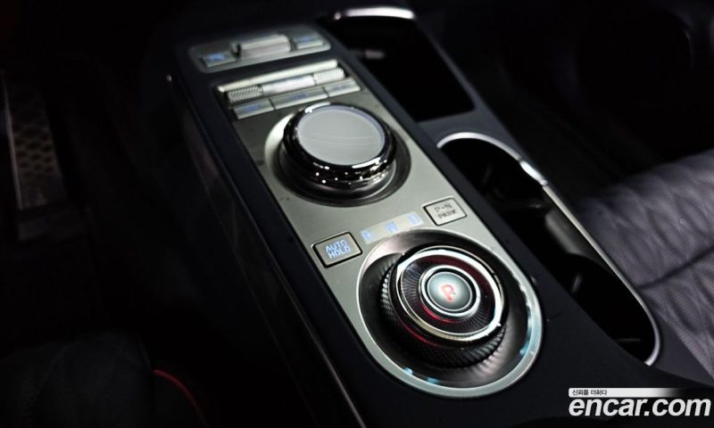 Genesis GV70 2.5T Gasoline 2WD