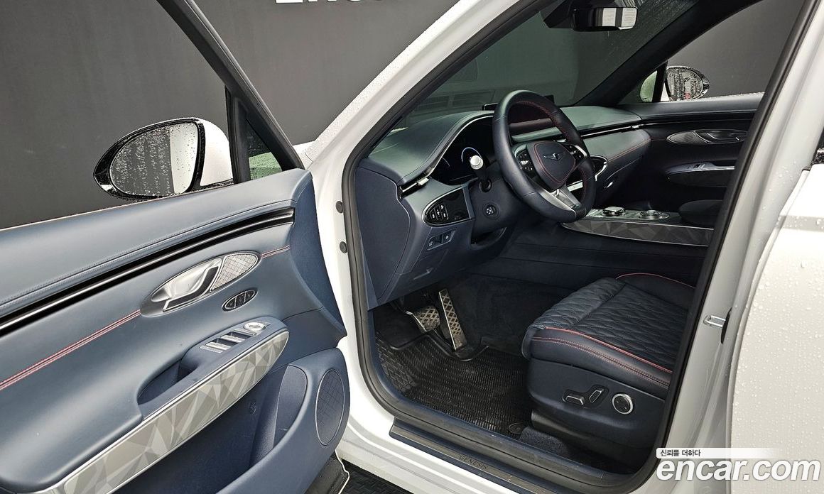 Genesis GV70 2.5T Gasoline 2WD