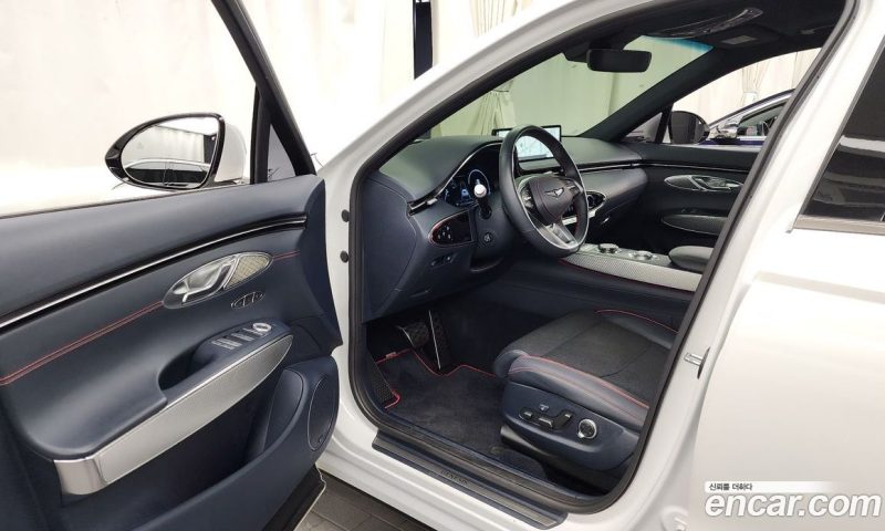 Genesis GV70 2.5T Gasoline AWD