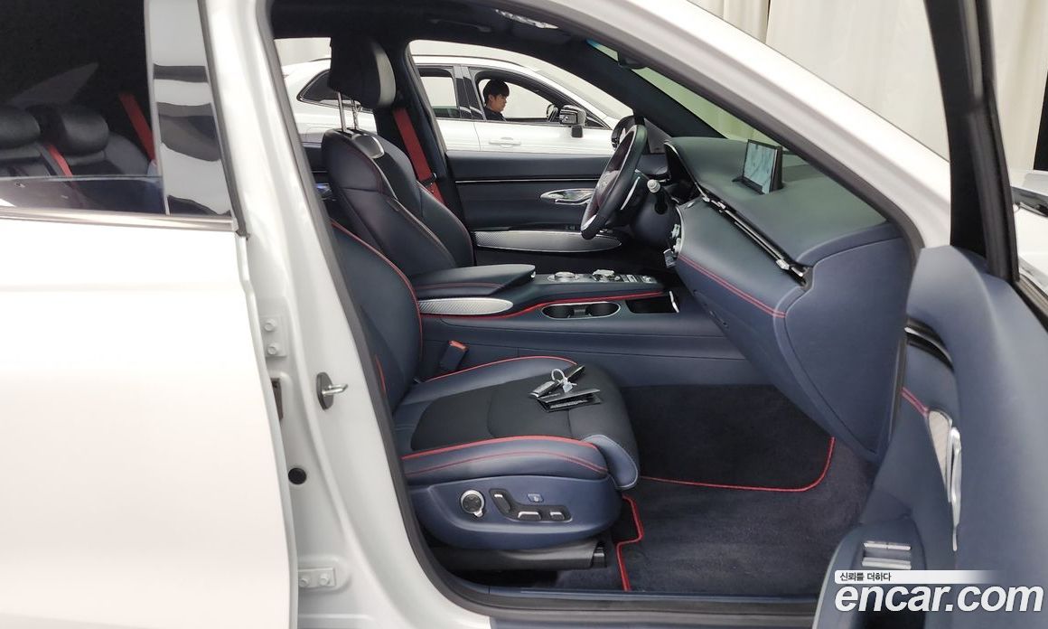 Genesis GV70 2.5T Gasoline AWD