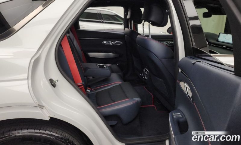 Genesis GV70 2.5T Gasoline AWD