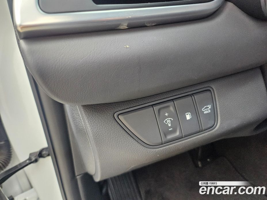 Genesis G70 Gasoline 2.0T 2WD