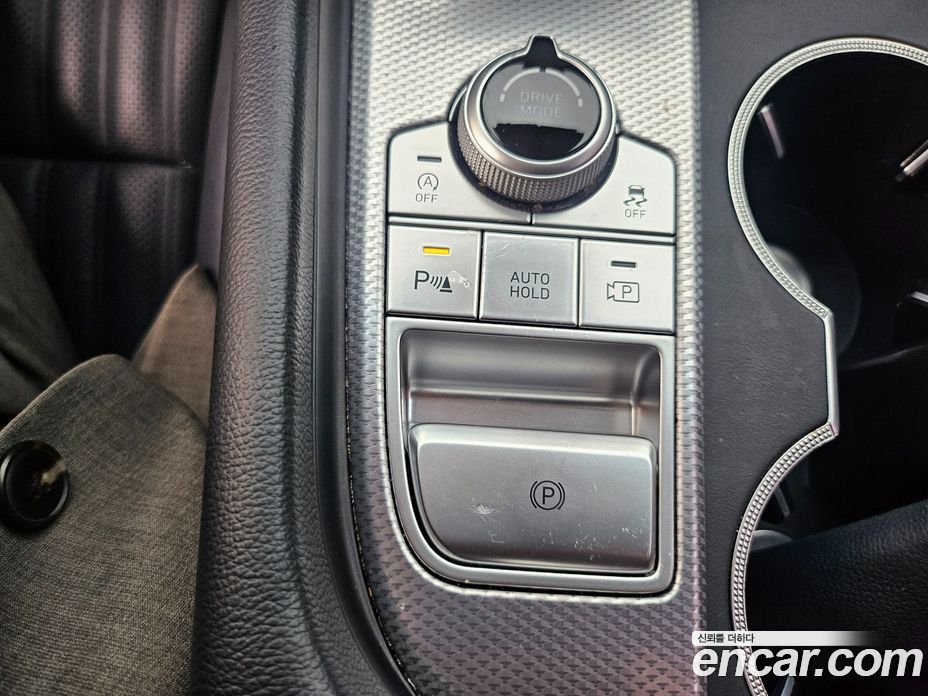 Genesis G70 Gasoline 2.0T 2WD