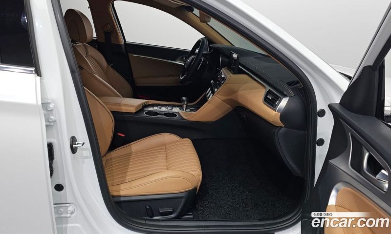 Genesis G70 Gasoline 2.0T 2WD