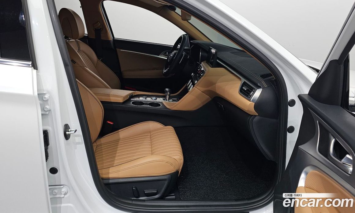 Genesis G70 Gasoline 2.0T 2WD