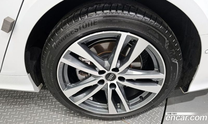 Audi A6 45 TFSI Quattro Premium