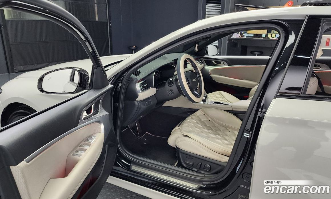 Genesis G70 Gasoline 2.0T 4WD