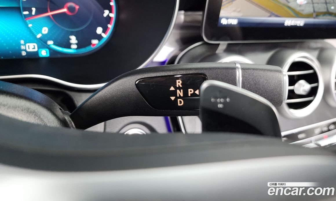 Mercedes Benz C-Class C200 Cabriolet