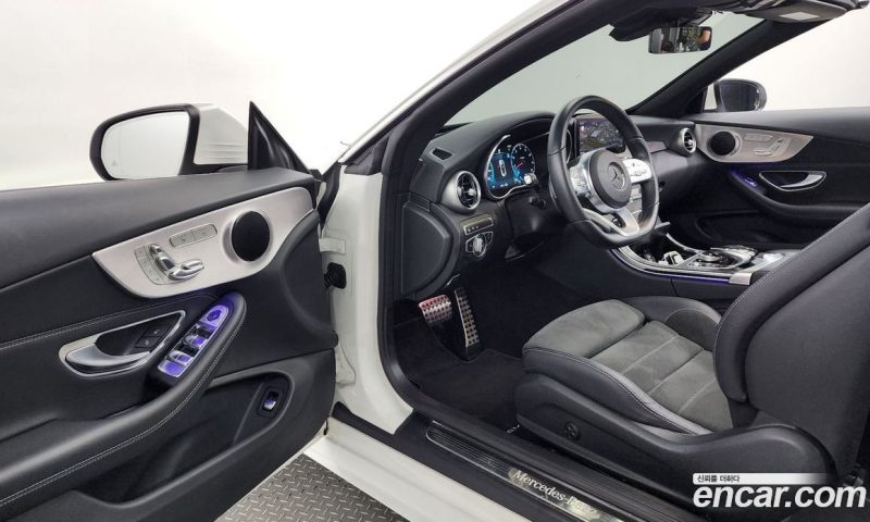 Mercedes Benz C-Class C200 Cabriolet