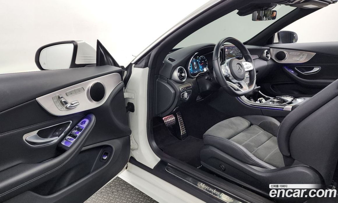 Mercedes Benz C-Class C200 Cabriolet