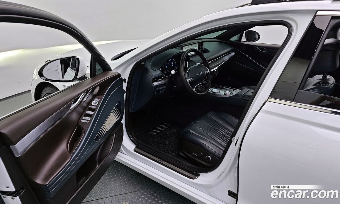 Genesis G80 Gasoline 2.5 Turbo 2WD