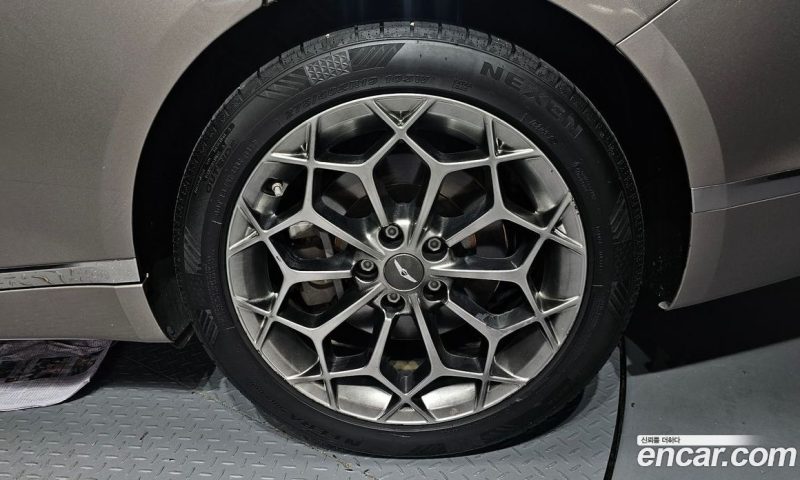 Genesis G80 Diesel 2.2 2WD