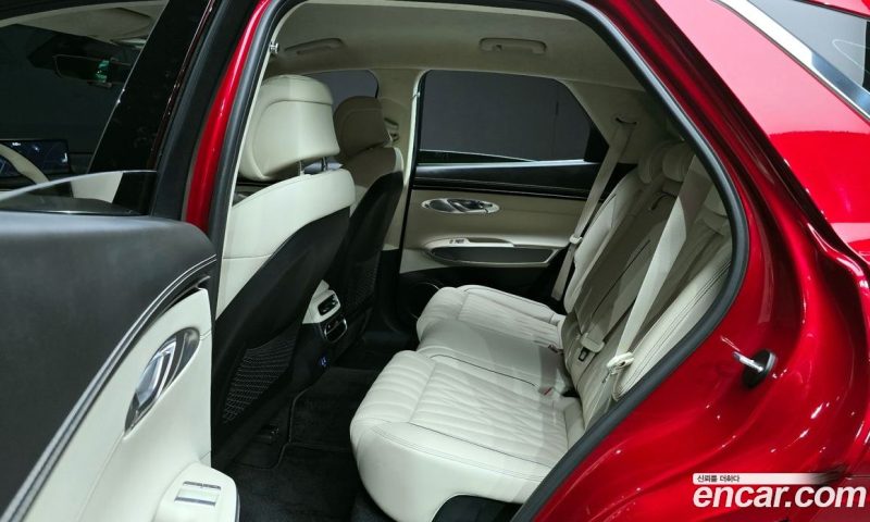 Genesis GV70 2.5T Gasoline 2WD