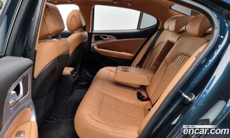 Genesis G70 Gasoline 2.0T 2WD