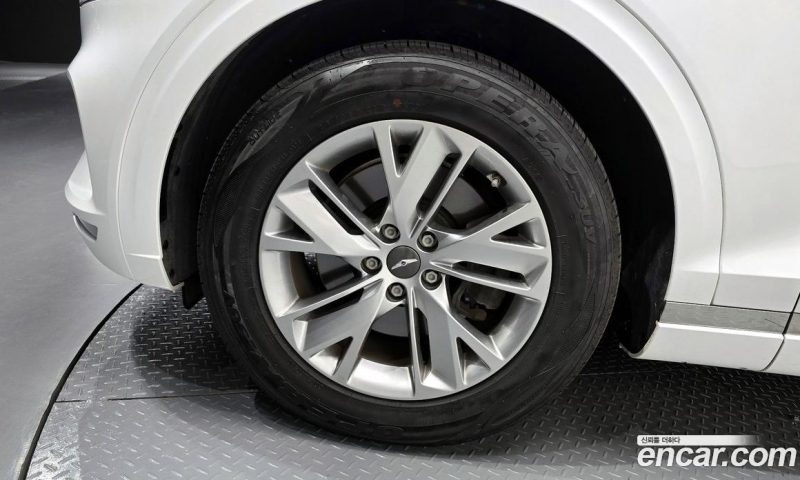 Genesis GV70 2.5T Gasoline 2WD