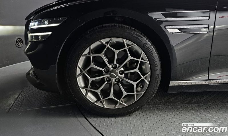 Genesis G80 Gasoline 2.5 Turbo 2WD