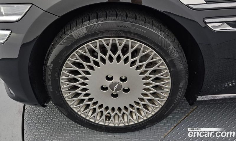 Genesis G80 Gasoline 2.5 Turbo 2WD