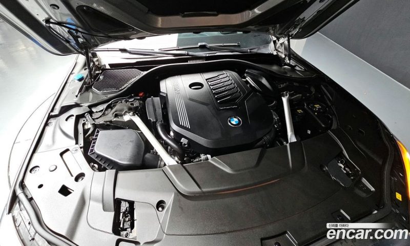 BMW 7-Series i740 M Sport