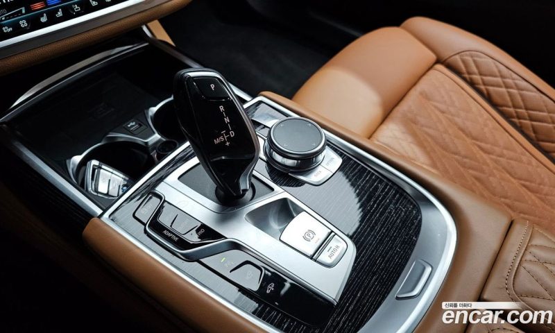 BMW 7-Series i740 M Sport