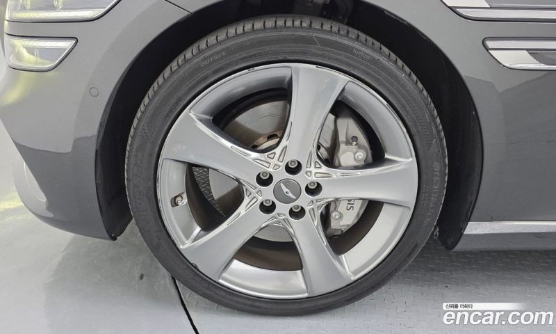 Genesis G80 Gasoline 2.5 Turbo 2WD