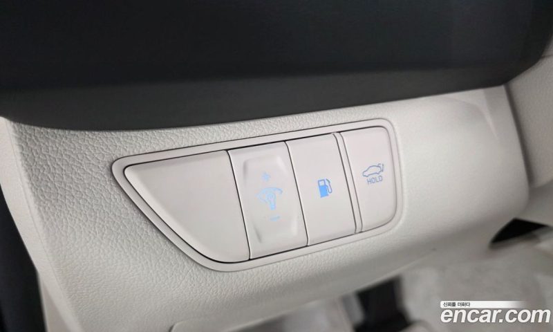 Genesis G70 Gasoline 2.0T 4WD