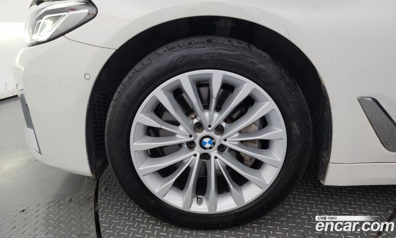 BMW 5-Series i530 xDrive Luxury