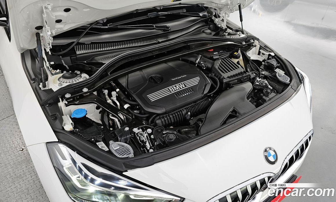 BMW 2-Series i220 M Sports