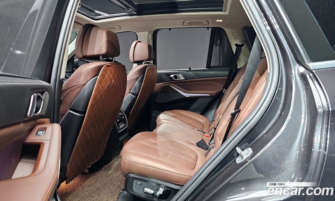 BMW X5 xDrive i40 xLine