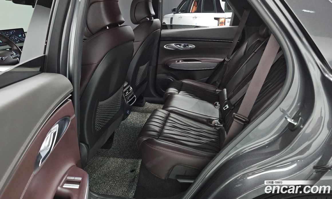 Genesis GV70 2.5T Gasoline 2WD