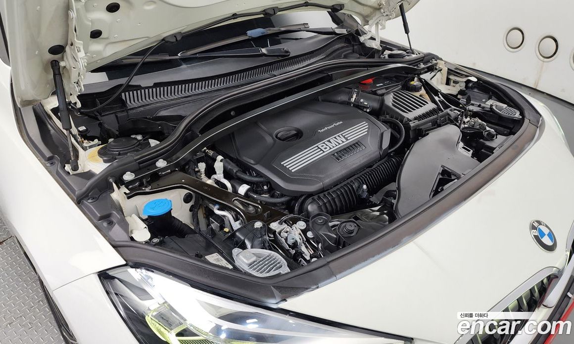 BMW 2-Series i220 Advantage