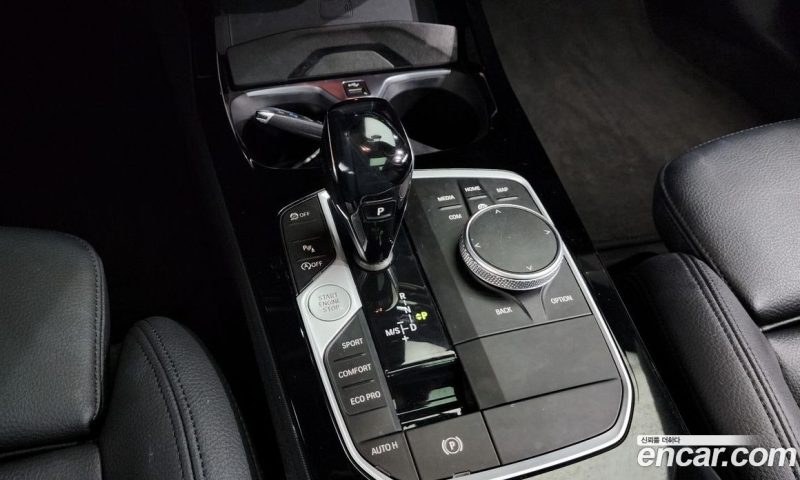 BMW 2-Series i220 Advantage