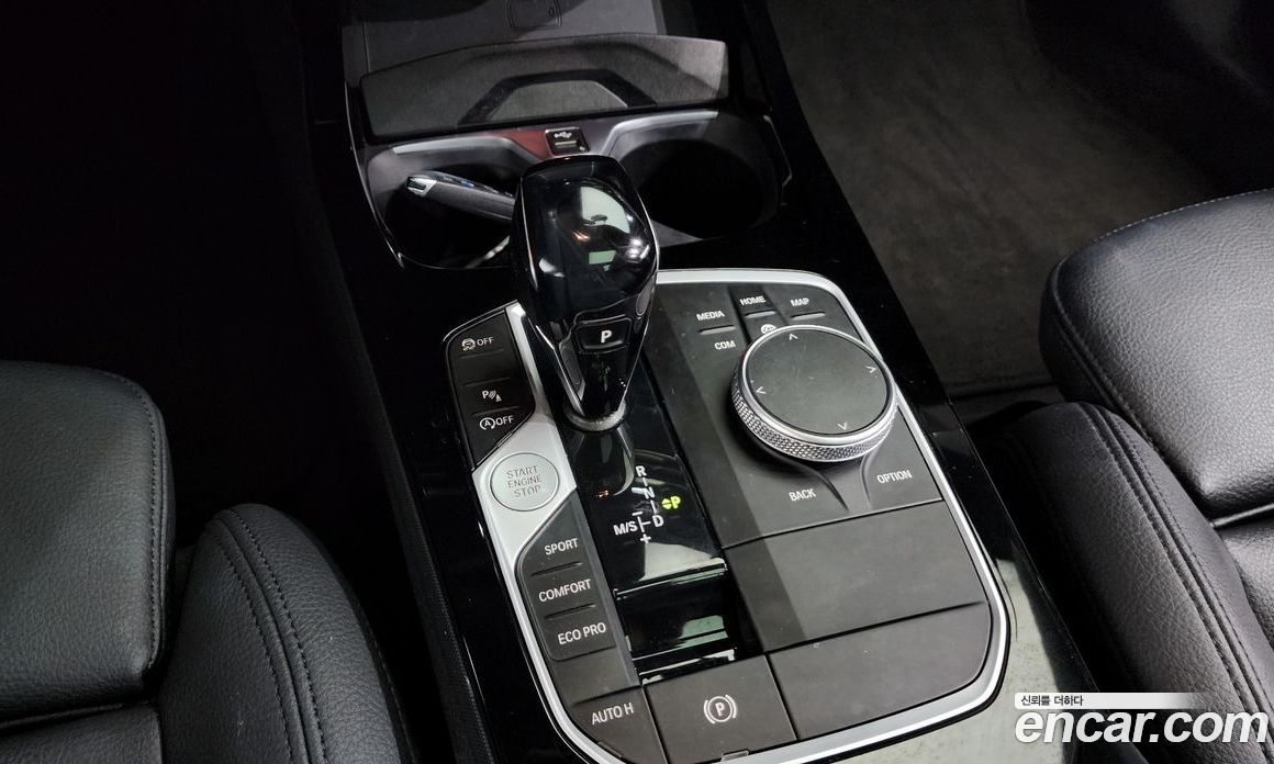 BMW 2-Series i220 Advantage