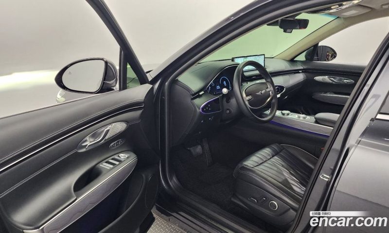 Genesis GV70 2.5T Gasoline AWD