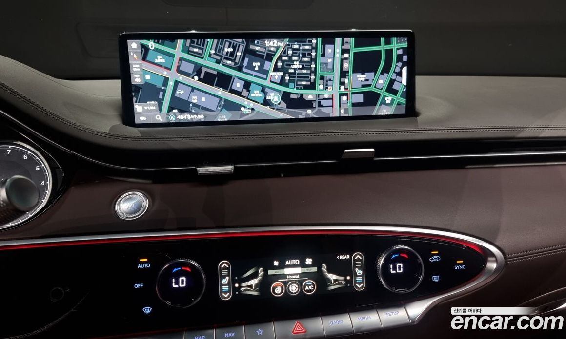 Genesis GV70 2.5T Gasoline AWD