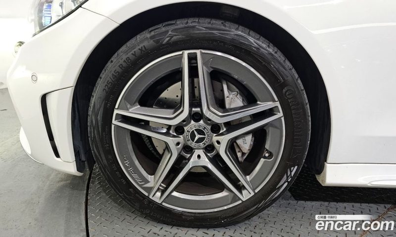 Mercedes Benz C-Class C200 Cabriolet