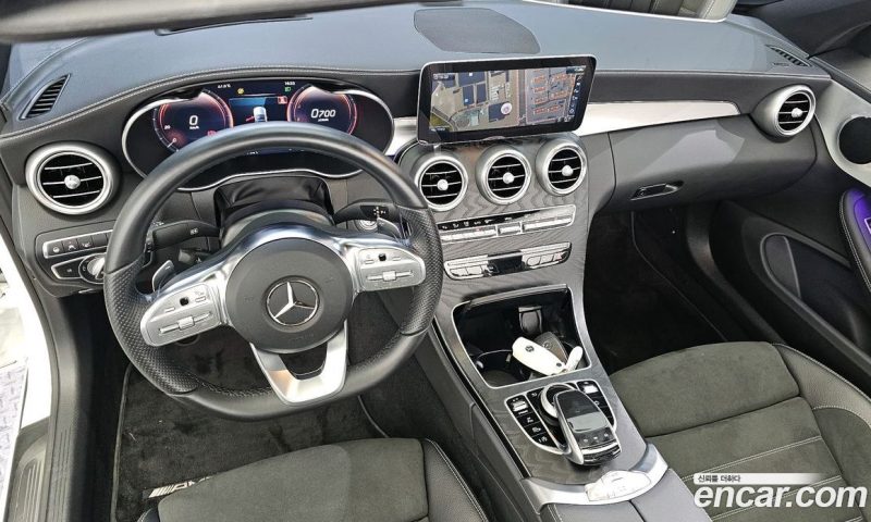 Mercedes Benz C-Class C200 Cabriolet